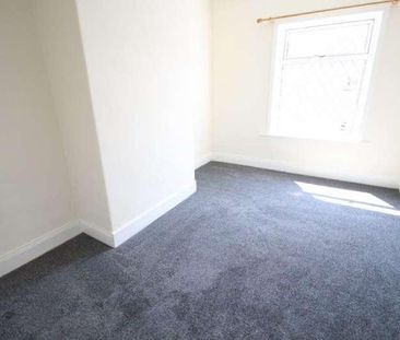 Springfield Terrace, Scholes, Cleckheaton, Bdh, BD19 - Photo 1