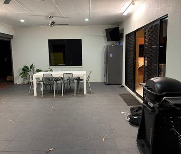 Trinity Beach - Photo 2