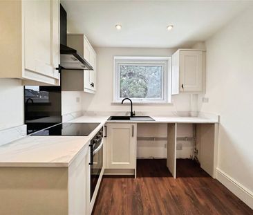 Berry Hill Avenue, Knowsley, Prescot, Merseyside, L34 - Photo 2