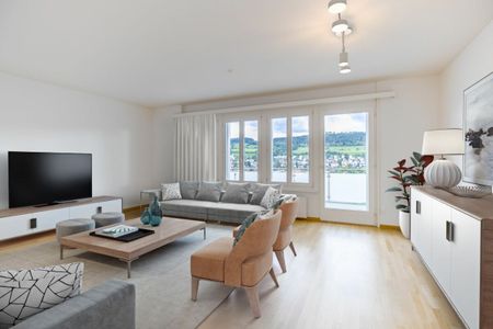 Center-near living in a quiet, scenic location - Photo 2