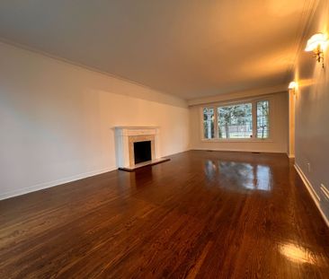 For Lease - 93 Lord Seaton Road, Toronto, Ontario - Photo 1