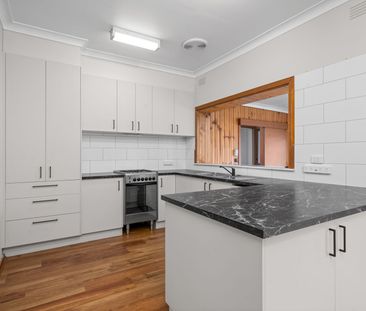 Spacious 3-Bedroom Home in Convenient Lavington Location - Photo 5