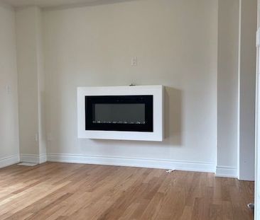 For Lease - 3315 Sixth Line, Oakville, Ontario - Photo 4