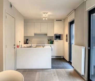 Appartement te huur in Kortrijk voor € 780 met 1 slaapkamer - Foto 5