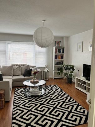 2 bedroom maisonette to rent - Photo 1