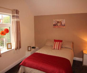 1 bedroom in a house share to rent - Photo 4