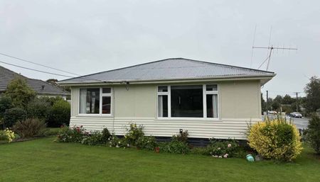 GERALDINE - 2 BEDROOMS - Photo 4