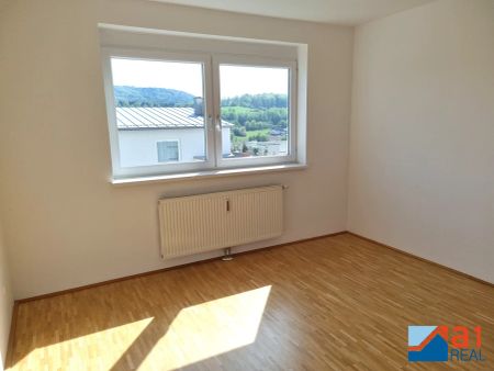 Gut aufgeteilte 3- Zimmerwohnung mit Parkplatz zu mieten! - Foto 4