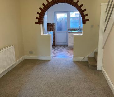 2 Bedroom HOUSE, Chester - Photo 3