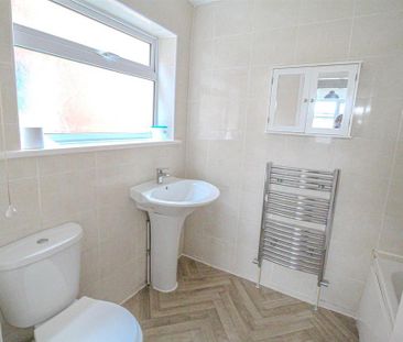 2 bedroom maisonette to rent - Photo 4