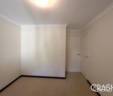 3 Bedroom, 1 Bathroom in Nollamara with Double Lock Up Garage - Photo 4