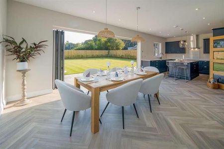 Bembridge, Isle Of Wight, PO35 - Photo 3