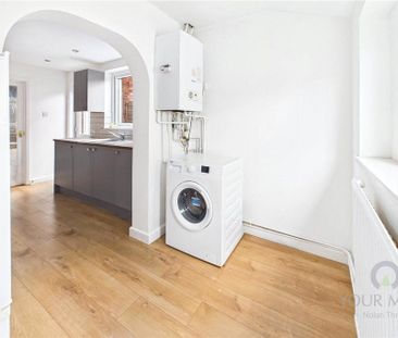 2 bedroom terraced house to rent - Photo 4