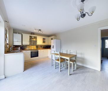 3 bedroom private hall to rent - Photo 2