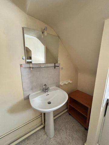 Location Appartement 1 pièce 9m² TOURS 37000 - Photo 4