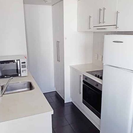 Two Level Apartment in the Heart of the City - Photo 4