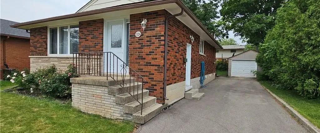1326 ROSEMARY Crescent Unit# Lower — 2 Bedroom - Photo 1
