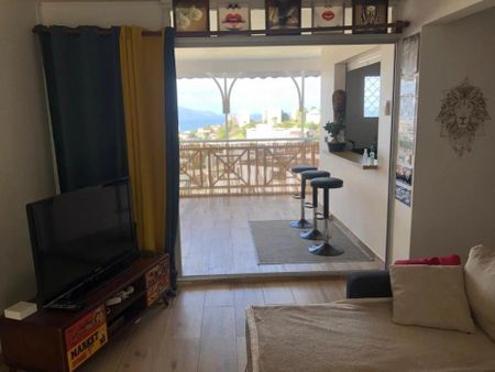 Location Appartement 50.3m² 3 pièces Fort de france - Photo 2