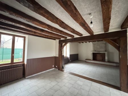 Location Maison 4 pièces 138m² BEAUFORT EN ANJOU 49250 - Photo 3