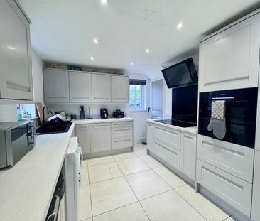 Pinewood Gardens, Clifton, NG11, Property for rent - Photo 5