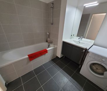 Location Appartement 3 pièces 62m² VALENCIENNES 59300 - Photo 6