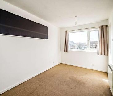 Bowmont Drive, Aylesbury, HP21 - Photo 4