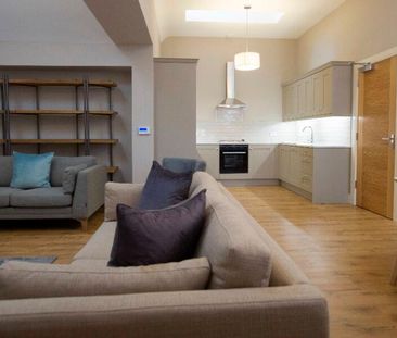 Apt 4 Carolan House, 56 Rossmore Drive, Belfast, BT7 3LA - Photo 4