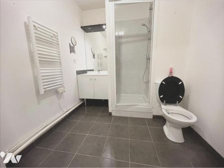 2 PIECES - RUE DE LA PROCESSION - Photo 3