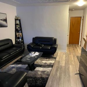 ST. LEONARD, BEAU GRANDE 4-1/2 A LOUER - Photo 2