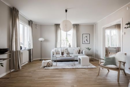 Kyrkefallavägen, Tibro - Photo 2