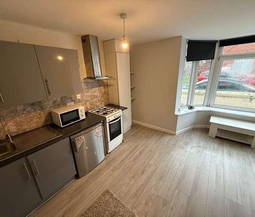 St Vincents Road, DN1 - Photo 3