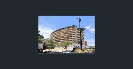 IDEAL LOCATION - CLOSE TO ALL AMENITIES - Photo 5