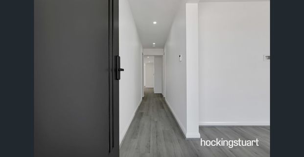 Brand New Family Home In Prime Location!! - Photo 1