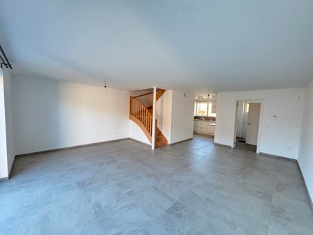 Nouvelle maison 4ch + bureau à 1370 Jodoigne  Loyer: 1 600 € - Photo 4