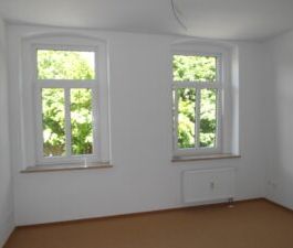 Neundorfer Str. 103, Wohnung 2 ~~~ Balkon, Bad mit Wanne und Dusche... - Foto 1