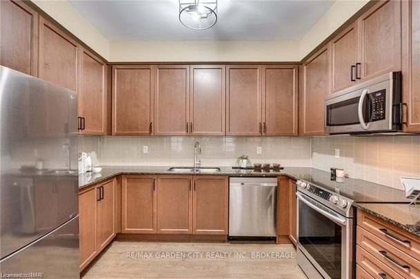 For Lease - 221 Shoreview Drive, Welland, Ontario - Photo 1