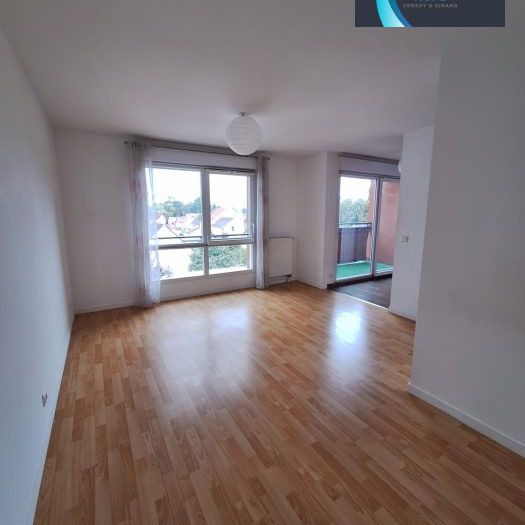 Studio avec balcon - Photo 1