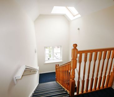 Flat 17, Widnes - Photo 4