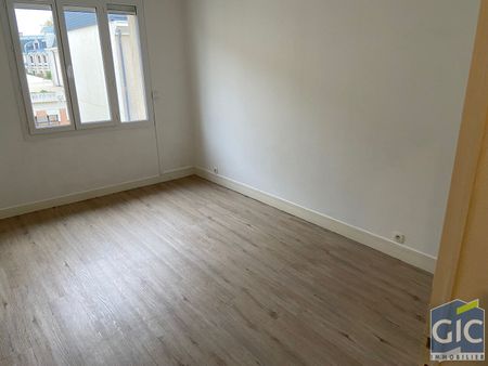 Location Appartement 2 pièces 72m² - Photo 3