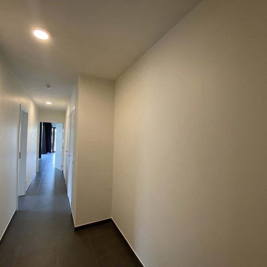 Rustige gelegen appartement met overdekt terras - Photo 1