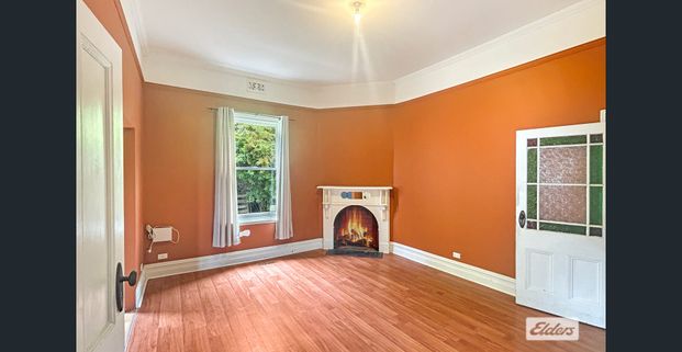 THREE BEDROOM CLOSE TO SCHOOLS AND DAYCARE - Photo 1