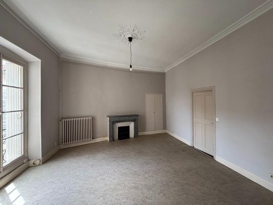 Location Appartement 3 pièces 81m² AVIGNON 84000 - Photo 1