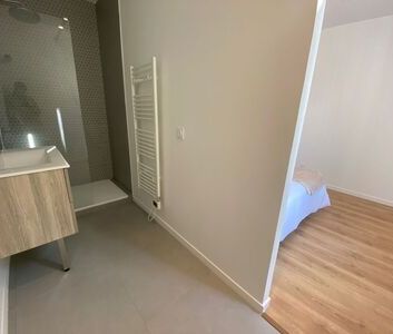 Location Appartement 2 pièces 41m² CAVAILLON 84300 - Photo 3