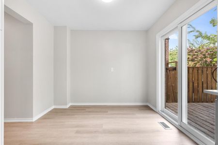 For Lease - 1333 Hazel Mccleary Drive, Oakville, Ontario - Photo 4