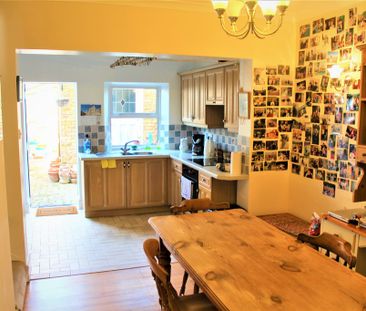 Elmfield Road, Southall - Photo 2