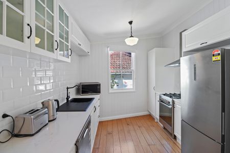 1/68 Cambridge St, Red Hill - Photo 3