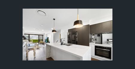 Exquisite Townhome in the Heart of Seven Hills - Photo 4