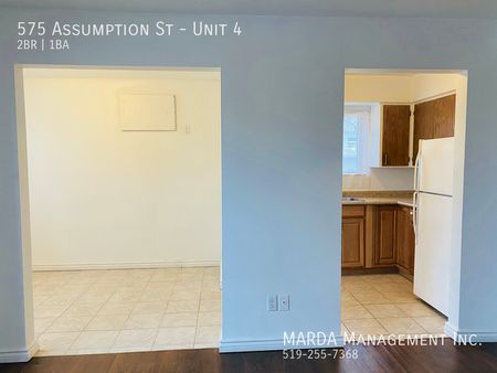 SPACIOUS 2BEDROOM/1BATHROOM SUITE IN DOWNTOWN WINDSOR+ HYDRO - Photo 5