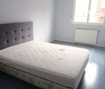 Location Appartement 2 pièces 47m² VALENCIENNES 59300 - Photo 3