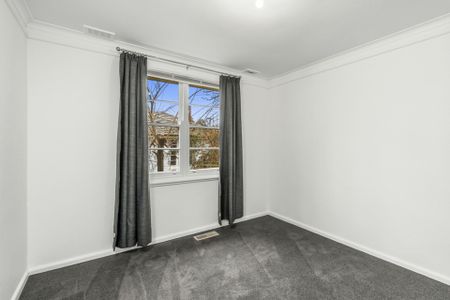 Three-bedroom home in O'Connor - Photo 3